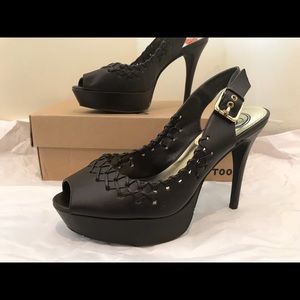 Jessica Simpson Brown high heels